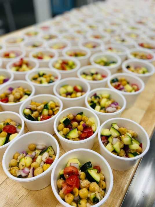 chickpea-zuccini-salad